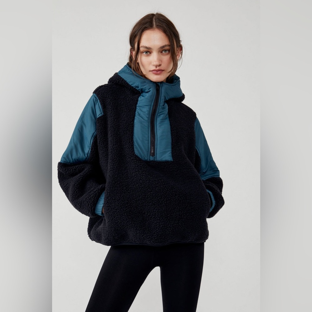 Free People (NWOT) Lead The Pack Pullover Fleece